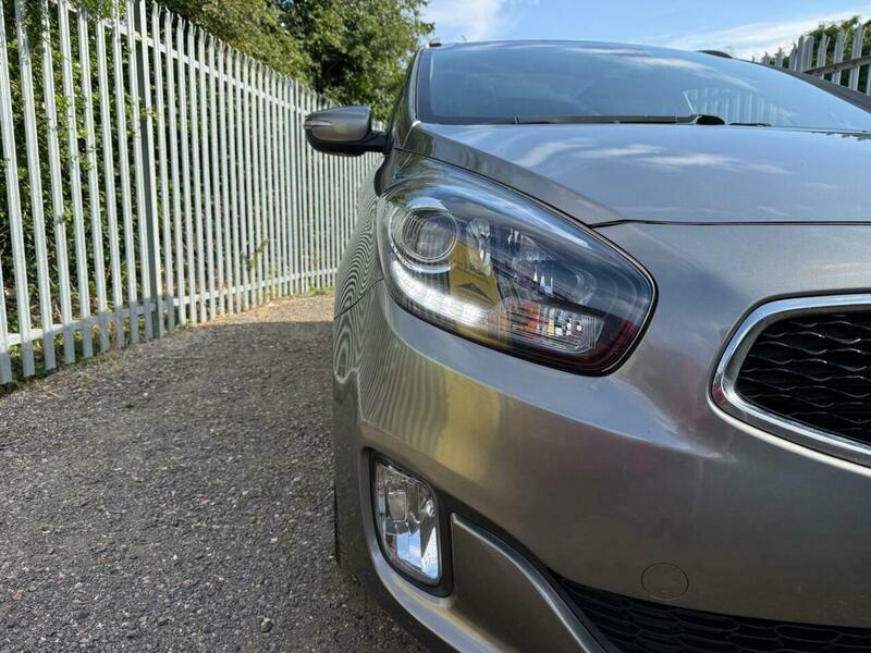 Kia Carens 2 Silver #11