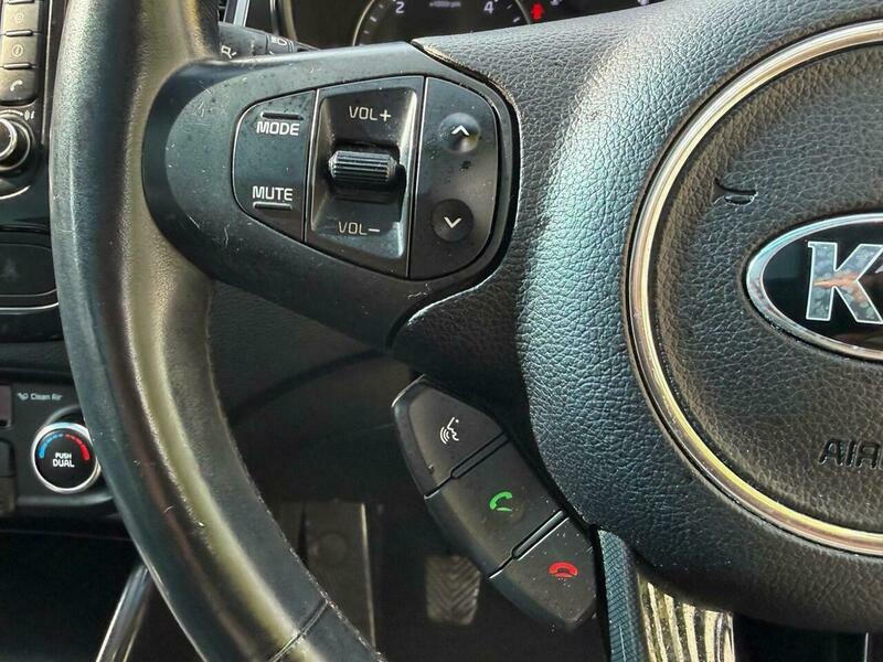 Kia Carens 2 Silver #31