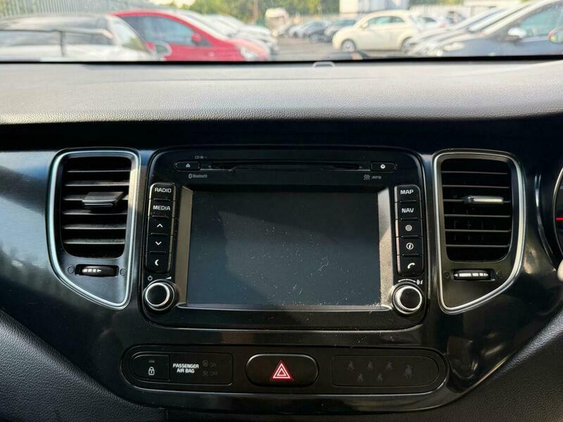 Kia Carens 2 Silver #33