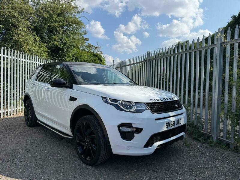 Land Rover Discovery Sport 2.0 Td4 Hse Dynamic SW68UAC White #2