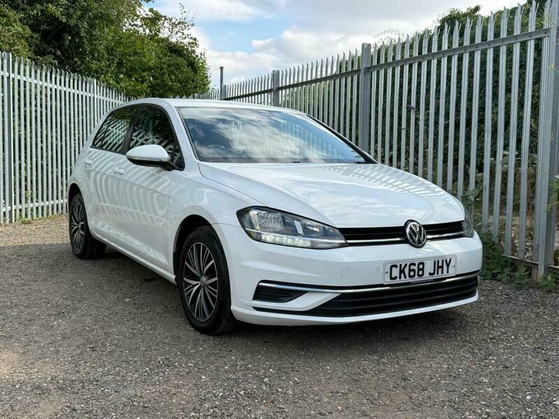 Volkswagen Golf 1.6 Tdi Se Nav White