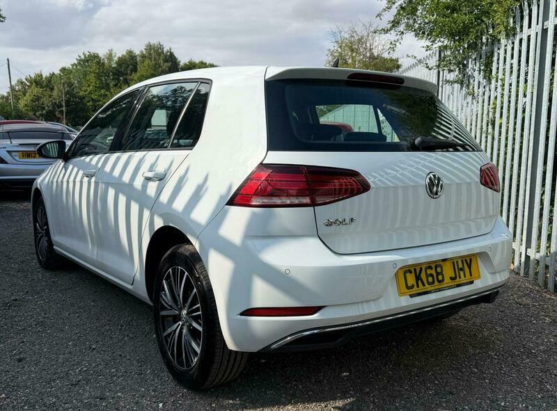 Volkswagen Golf 1.6 Tdi Se Nav CK68JHY White #4