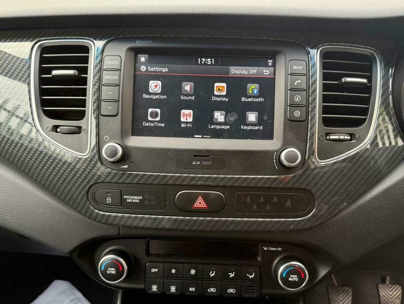 Kia Carens Mpv Silver #43