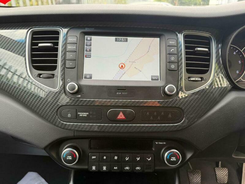 Kia Carens Mpv Silver #45