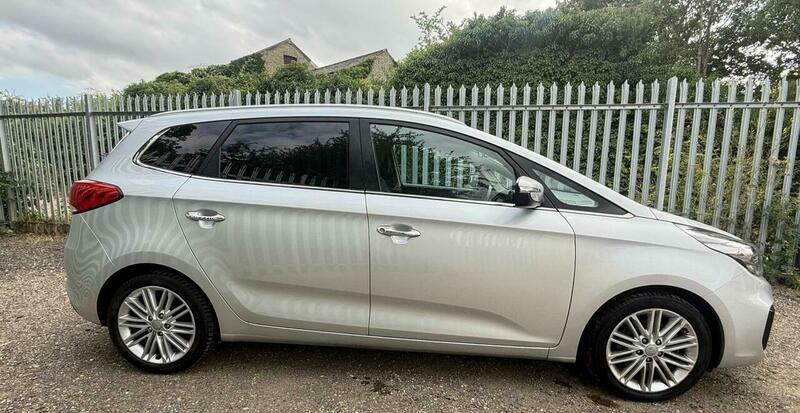 Kia Carens Mpv Silver #19