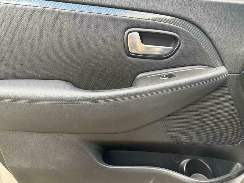 Kia Carens Mpv Silver #36