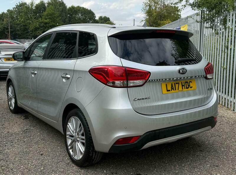 Kia Carens Mpv Silver #10