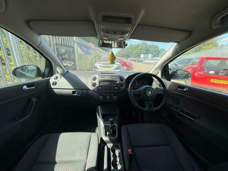 Volkswagen Golf Plus 1.6 Tdi 105 Bluemotion Tech Se  #21