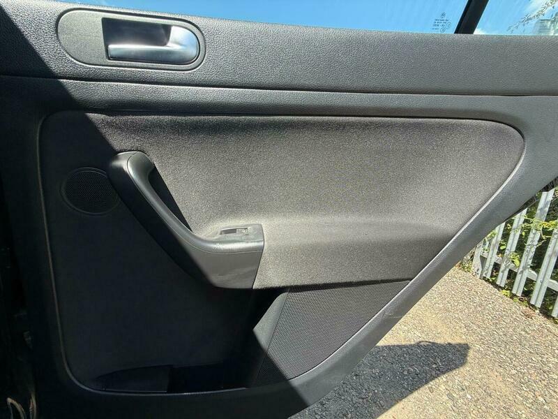 Volkswagen Golf Plus 1.6 Tdi 105 Bluemotion Tech Se  #31