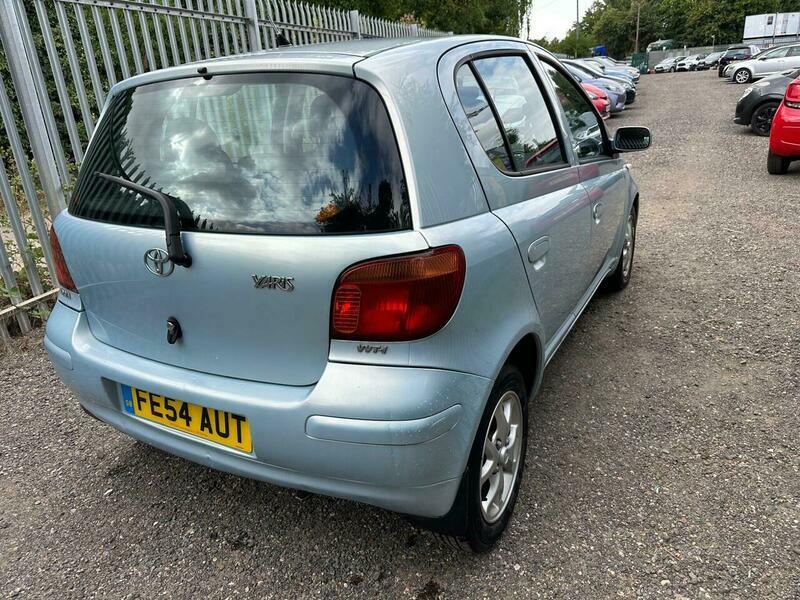 Toyota Yaris Hatchback Black #8