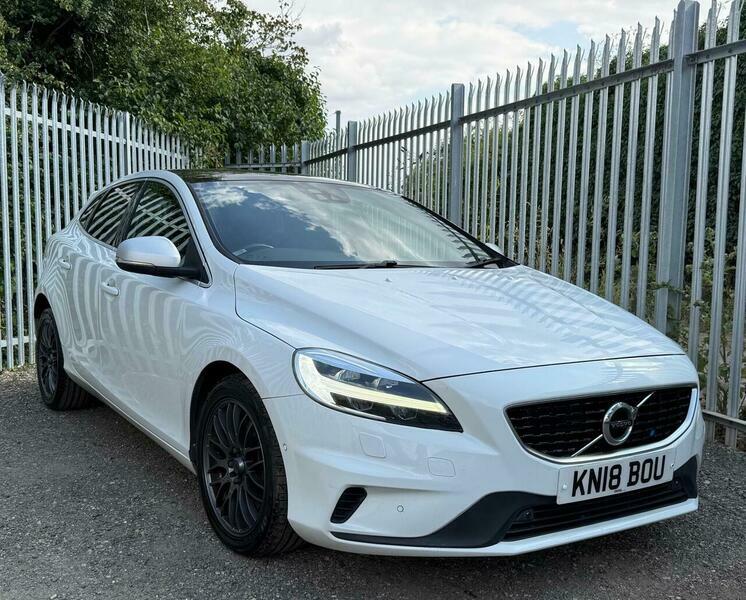 Volvo V40 2.0 D4 R-design Pro White #6