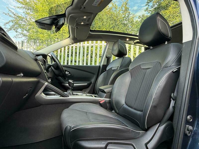Renault Kadjar 1.5 Dci Signature Nav Edc Red #48
