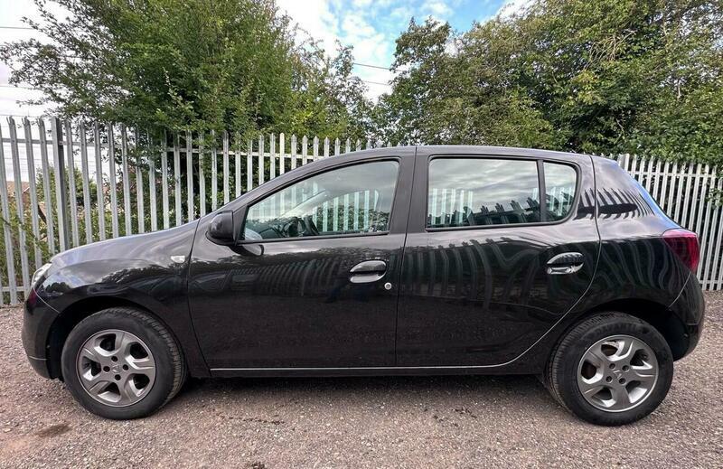 Dacia Sandero 1.5 Dci Laureate Blue #11