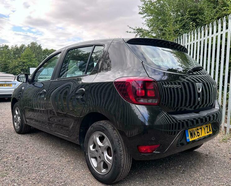 Dacia Sandero 1.5 Dci Laureate Blue #9