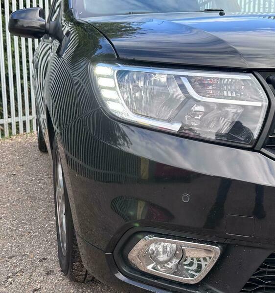 Dacia Sandero 1.5 Dci Laureate Blue #47