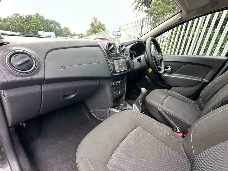 Dacia Sandero 1.5 Dci Laureate Blue #20
