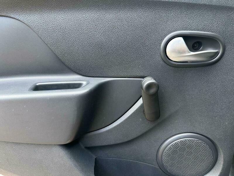 Dacia Sandero 1.5 Dci Laureate Blue #28