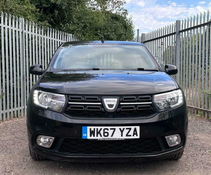 Dacia Sandero 0.9 Tce Laureate Euro Black #2