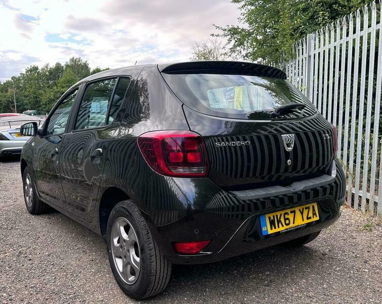 Dacia Sandero 0.9 Tce Laureate Euro Black #4
