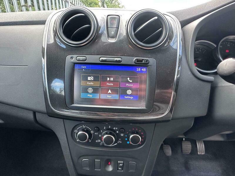 Dacia Sandero 1.5 Dci Laureate Blue #40