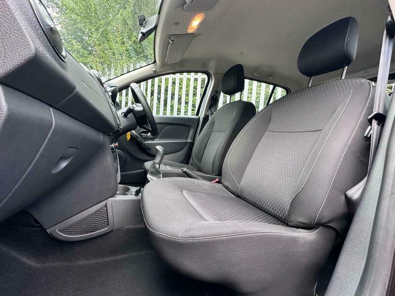 Dacia Sandero 1.5 Dci Laureate Blue #43