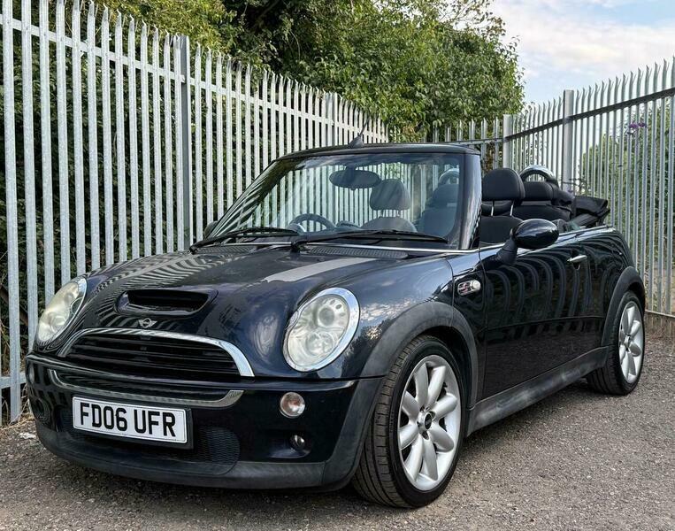 Mini Convertible 1.6 Cooper S Steptronic Black #3