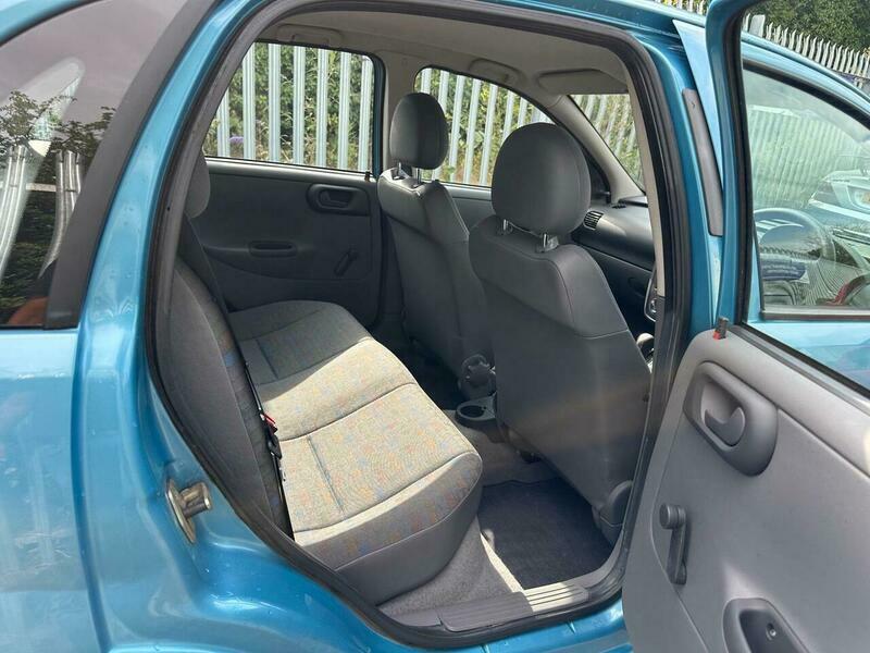 Vauxhall Corsa 1.4I 16V Comfort Green #11