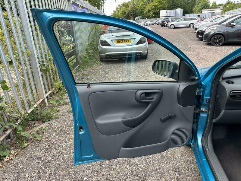 Vauxhall Corsa 1.4I 16V Comfort Green #19