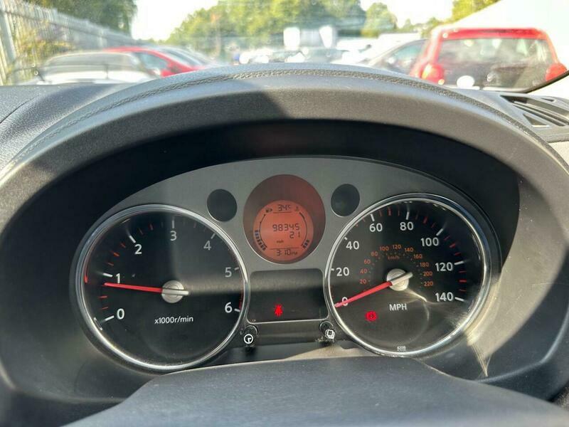 Nissan X-Trail Tekna Grey #32