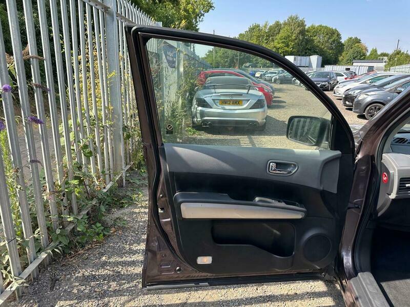 Nissan X-Trail Tekna Grey #26