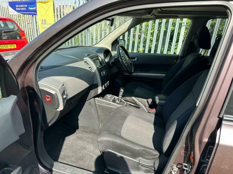 Nissan X-Trail Tekna Grey #40