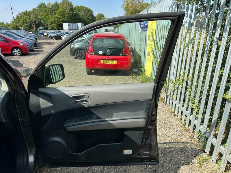 Nissan X-Trail Tekna Grey #23
