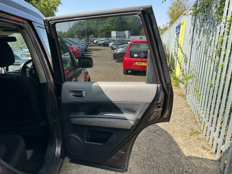 Nissan X-Trail Tekna Grey #24