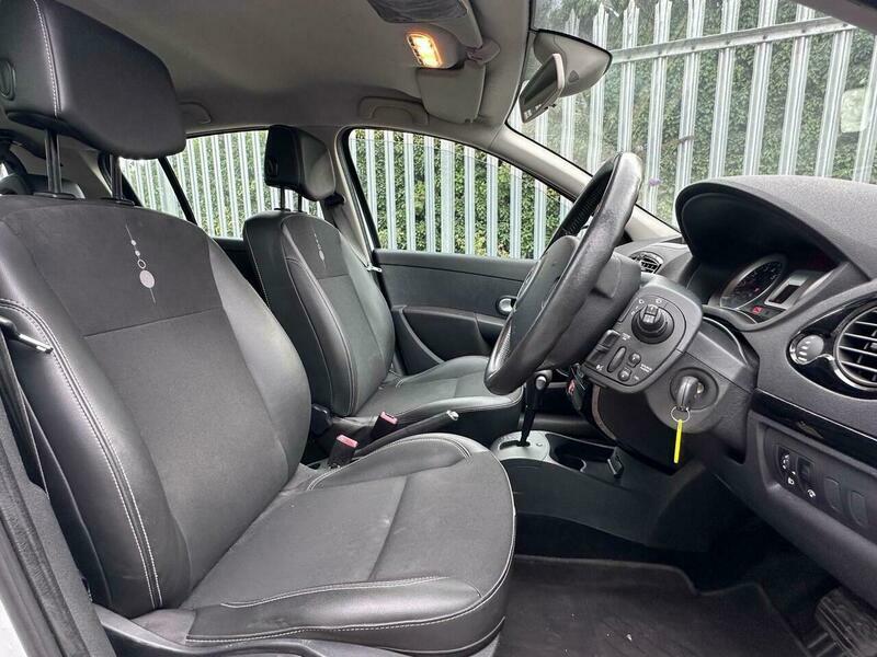 Renault Clio 1.1 I-music 16V 74 Bhp Silver #25
