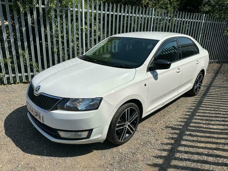 Skoda Rapid 1.2 Tsi Se Euro White #3