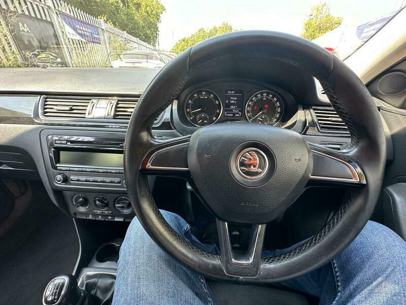 Skoda Rapid 1.2 Tsi 105 Black Edition Hatch Black #25
