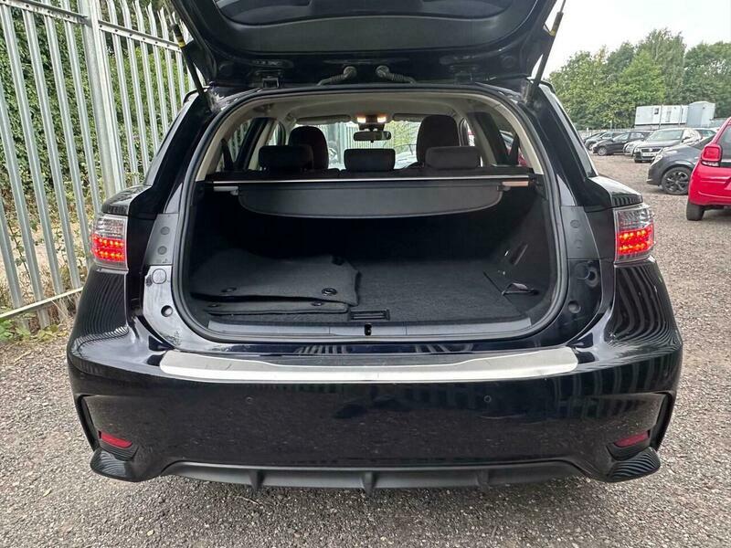 Lexus CT Hatchback 1.8 200H Luxury Cvt Euro 6 Ss Pet White #45