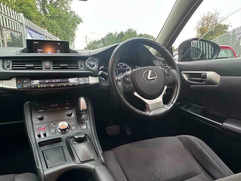 Lexus CT Hatchback 1.8 200H Luxury Cvt Euro 6 Ss Pet White #17