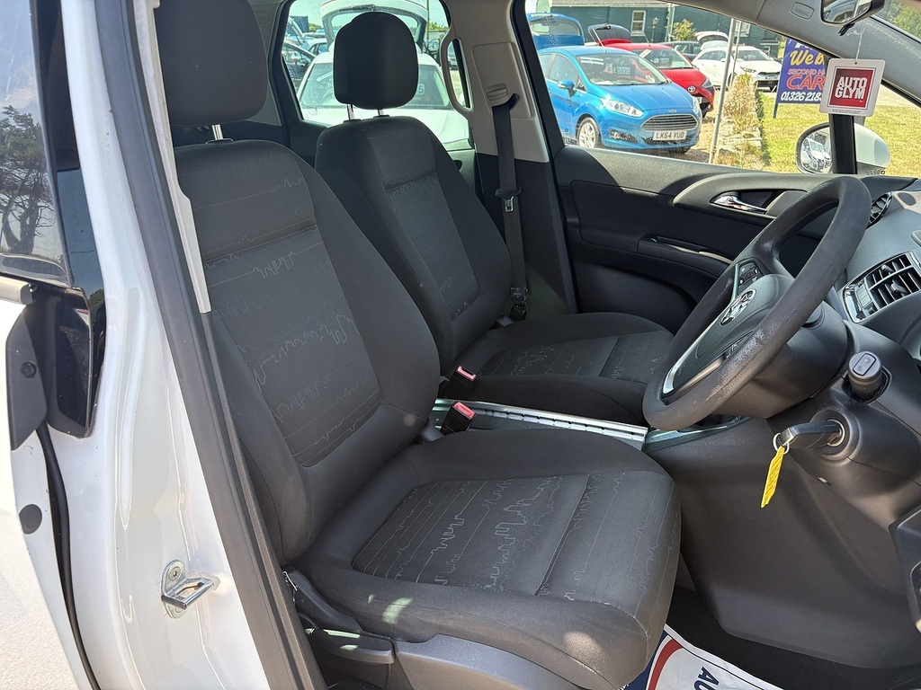 Vauxhall Meriva Exclusiv Limited Edition White #5