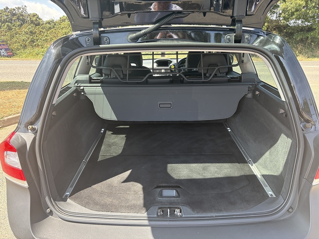 Volvo XC70 2.4 L D5 Se Lux Nav Awd Black #15
