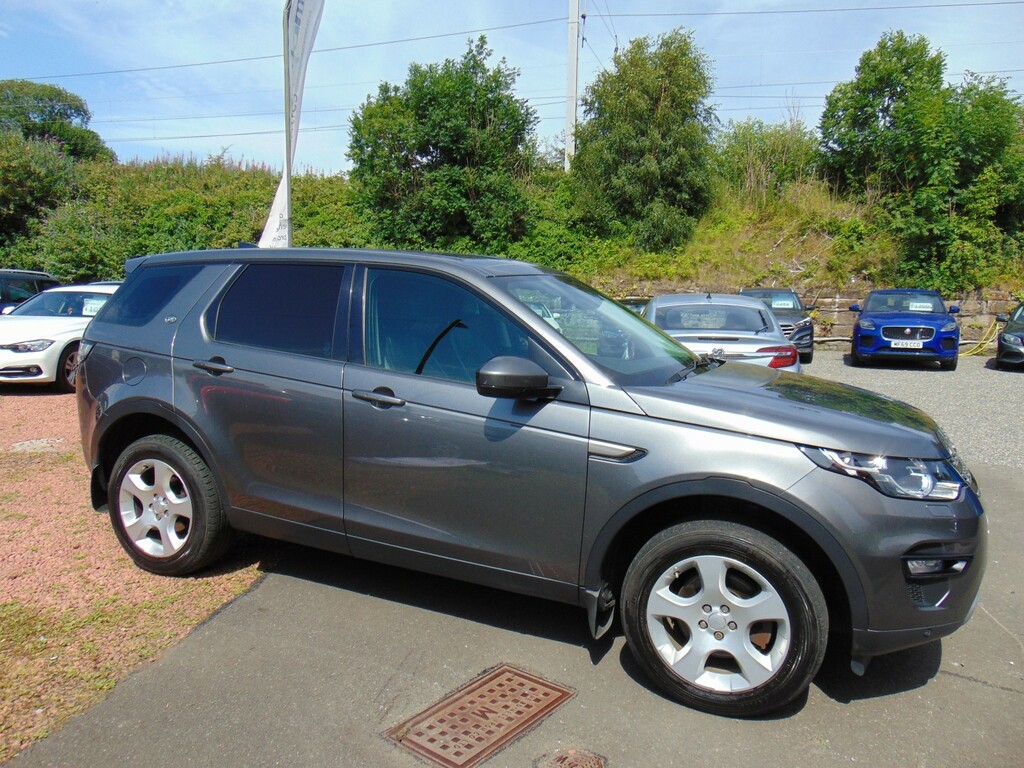 Land Rover Discovery Sport Suv 2.0 Td4 Se Tech Mot February 2027 6 Servic Grey
