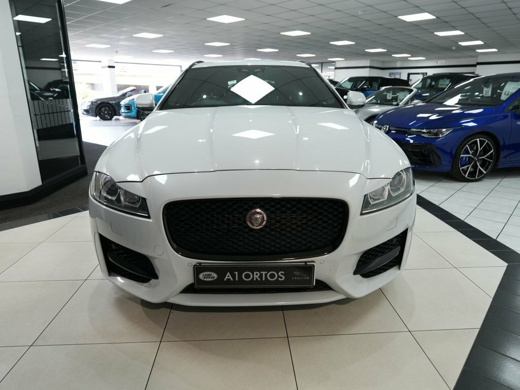 Jaguar XF 2L R-sport White #2