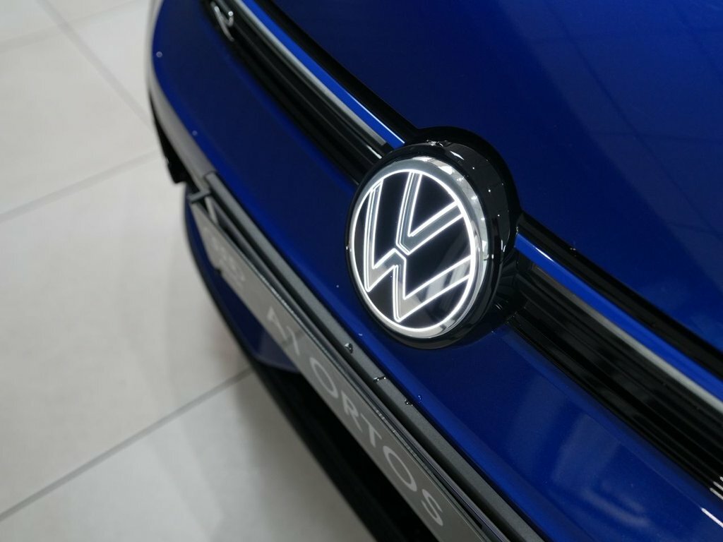 Volkswagen Golf 2L R Blue #6
