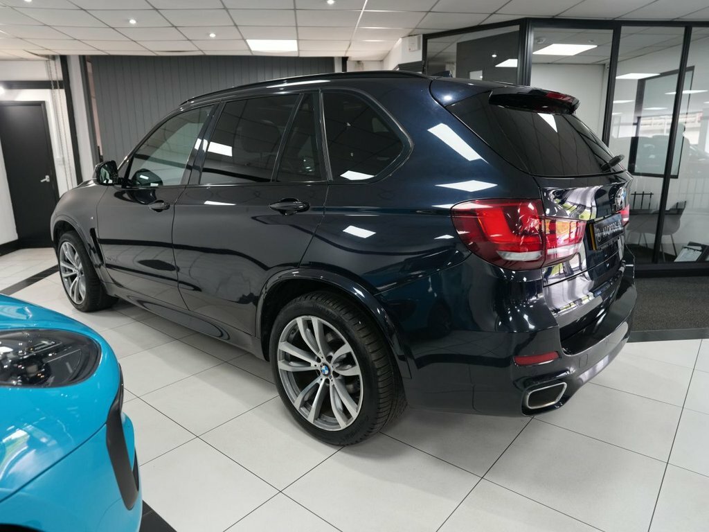 BMW X5 3L M Sport Black #5