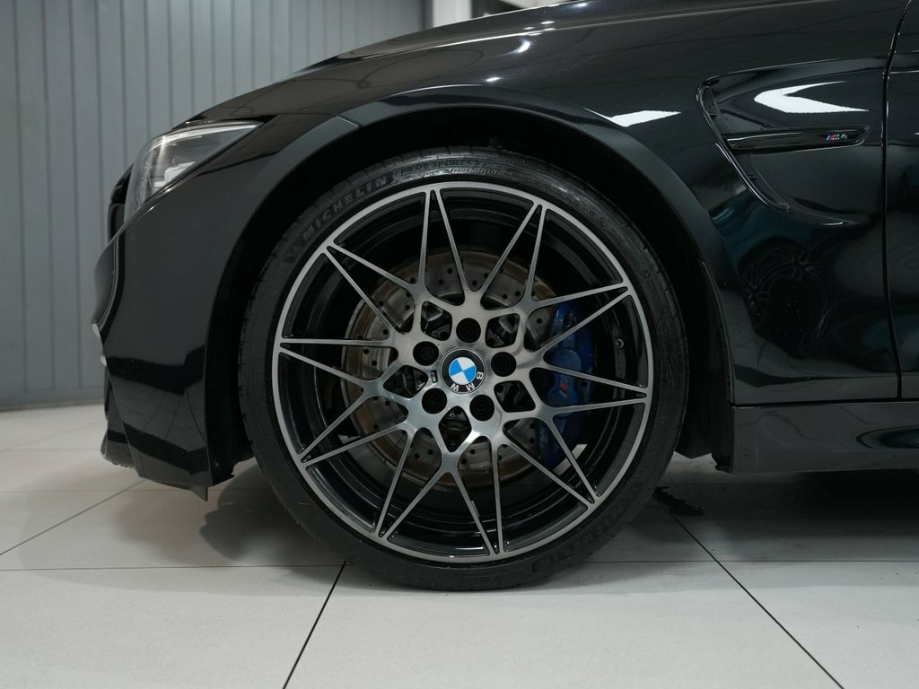 BMW M4 3L Competition Black #4