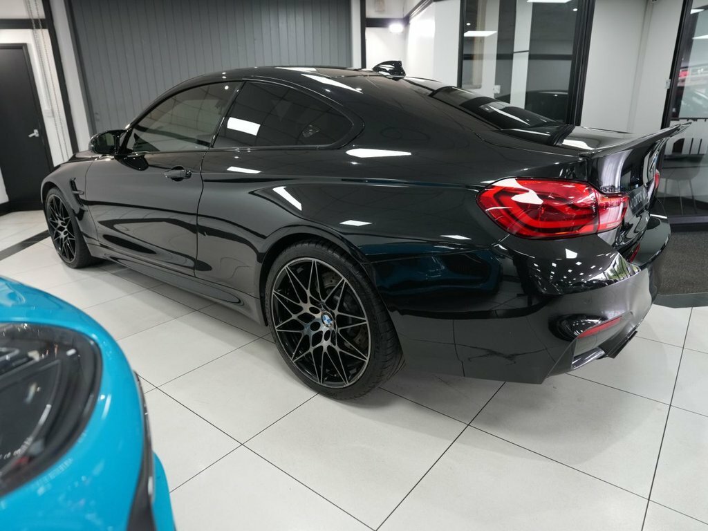 BMW M4 3L Competition Black #5