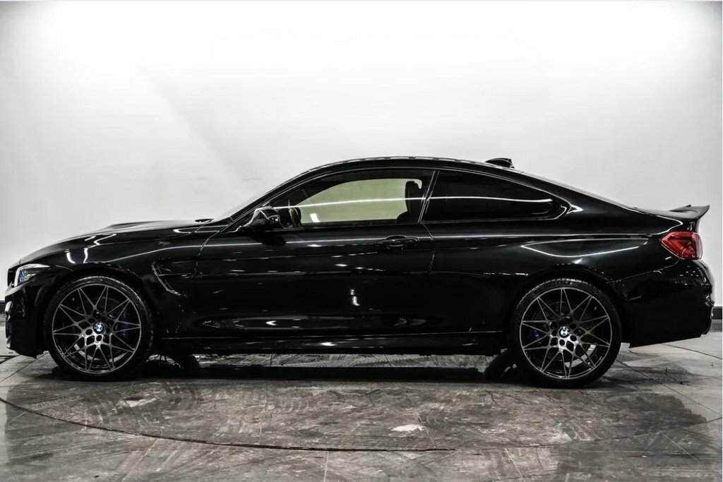 BMW M4 3L Competition Black #4