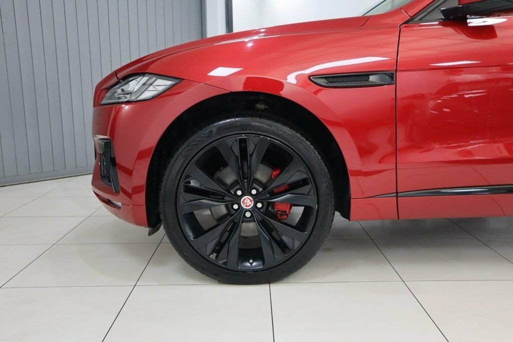 Jaguar F-Pace 3L S Red #5
