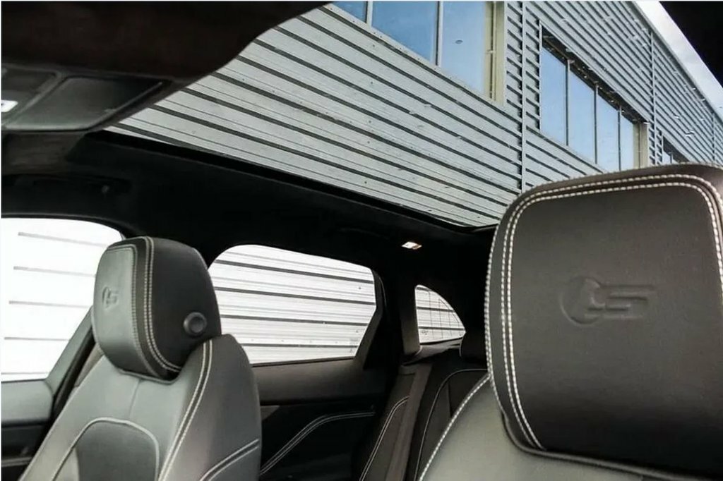 Jaguar F-Pace 3L S White #3