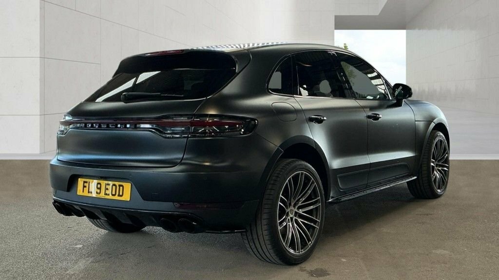 Porsche Macan 3L S Black #4